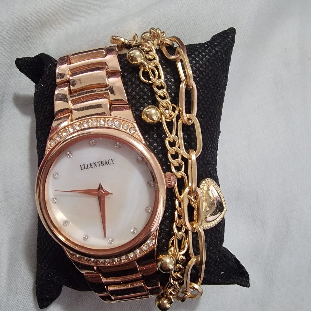 Ellen Tracy Gold Women's Watch and bracelet